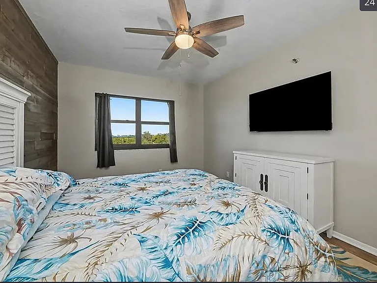 5408 Eagles Point Cir #302 — Photo 33