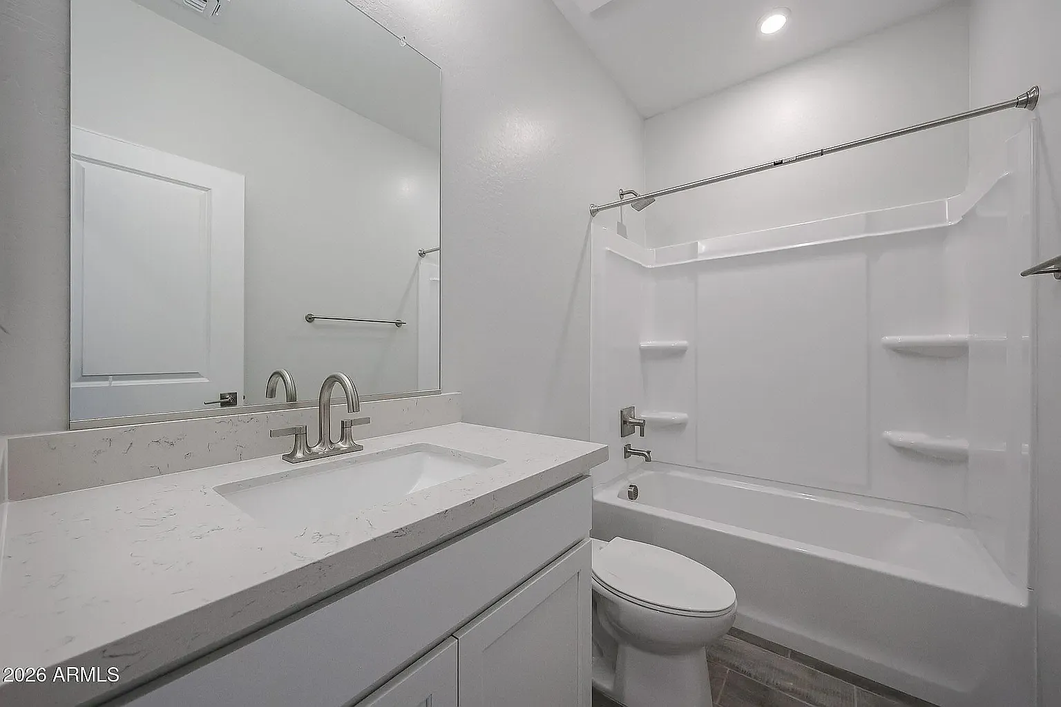 4 bed, 2079 sqft, $2,600 — Photo 3