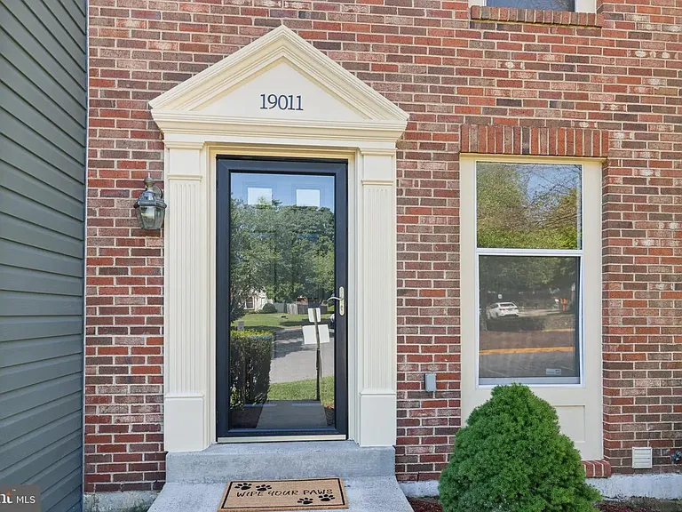 19011 Partridge Wood Dr — Photo 2