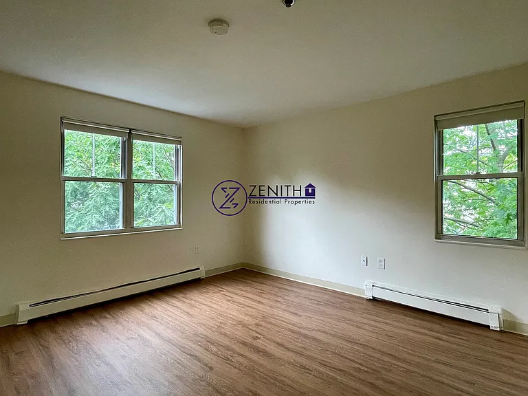 265C Dudley St — Photo 6