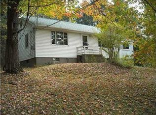 26 Monier Rd, Gibsonia, PA 15044