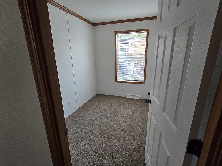 5425 Valley Dr #30 — Photo 2