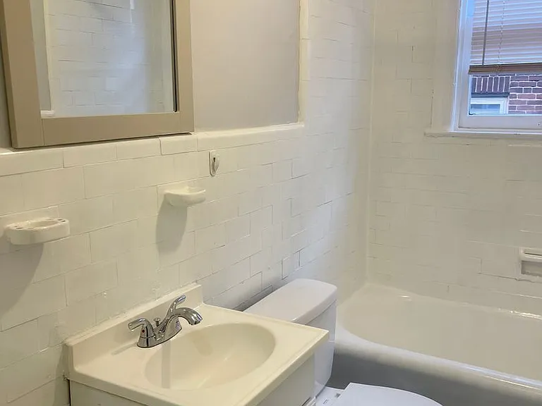 4205 Chester — Photo 19