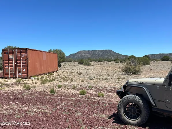 981 N Wrangler Ridge Rd, Seligman, AZ 86337