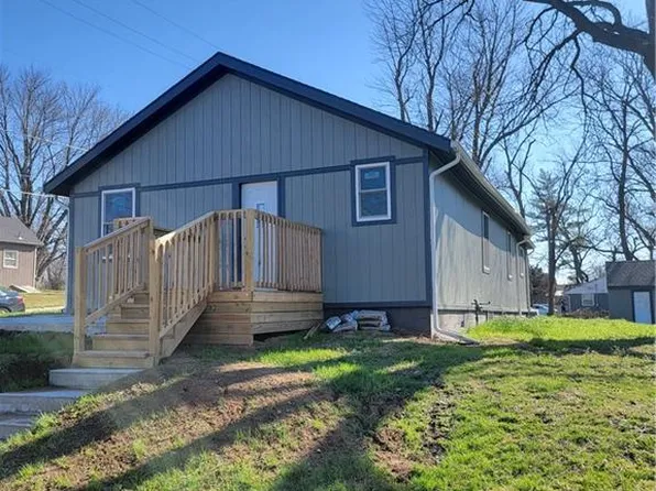 3033 N 33rd St, Kansas City, KS 66104