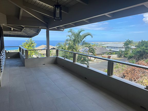 4th image of 77-6435 Pualani St