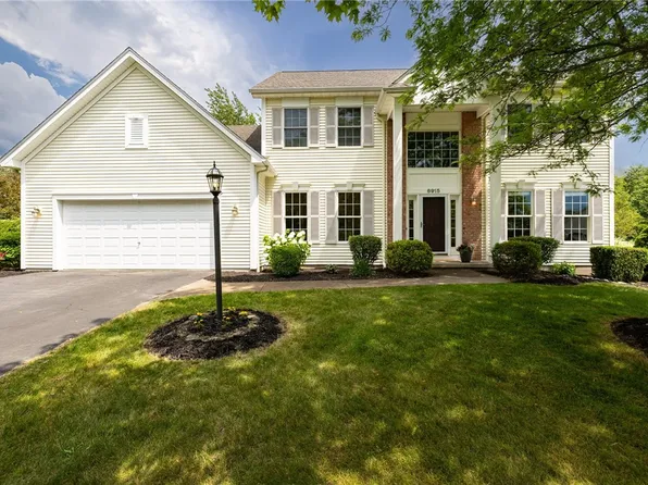 6915 Proximity Ln, Victor, NY 14564