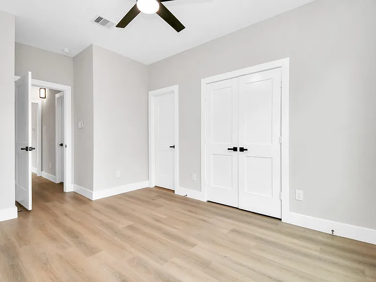 8409 Sunnyhill St — Photo 13