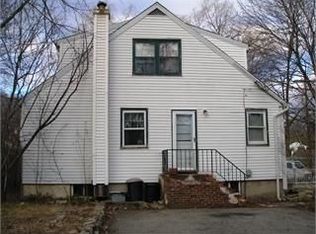 39 Rapalyea Rd, Hopatcong, NJ 07843