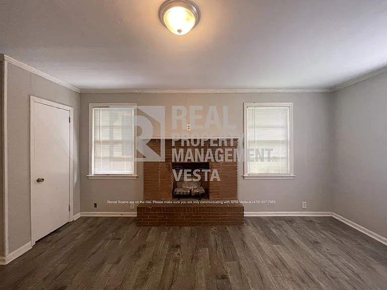3242 Toole Dr — Photo 6