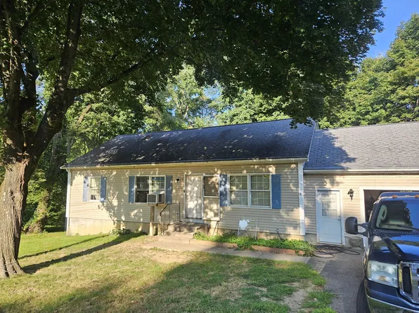 7 Brewer Street, Montville, CT 06382