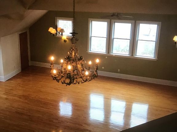 3rd image of 14 Bartlett Avenue # Fl 2