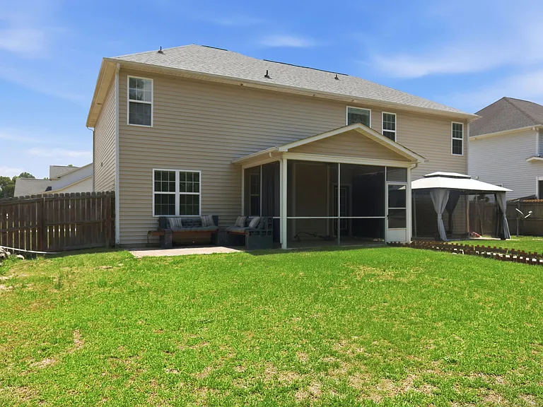 1541 Gallant Fox Ct — Photo 33