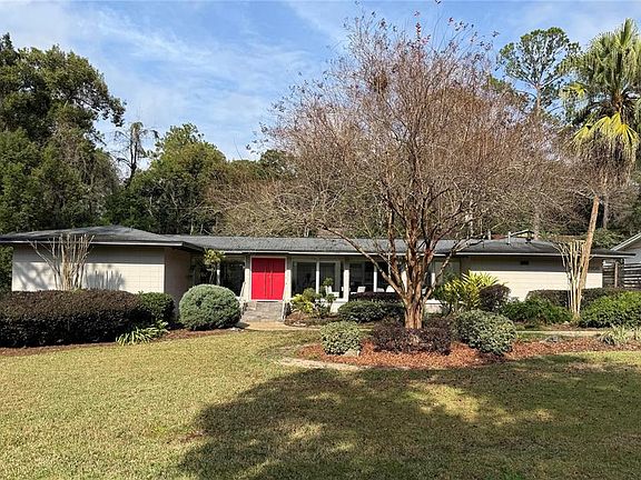 2nd image of 2906 SW 2nd Ave