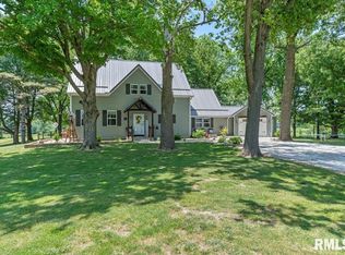 7257 Mansion Rd, Chatham, IL 62629