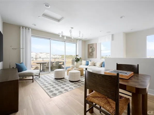 105 Moody, Irvine, CA 92618