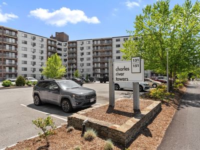 151 Coolidge Ave #416, Watertown, MA, 02472