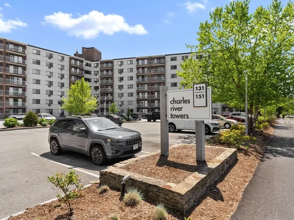 151 Coolidge Ave #416, Watertown, MA 02472