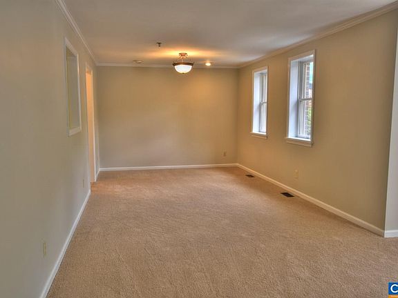 5th image of 1325 Branchlands Dr