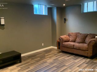 19 Grandwood Ave #2, Whitchurch Stouffville, ON L4A 0M6