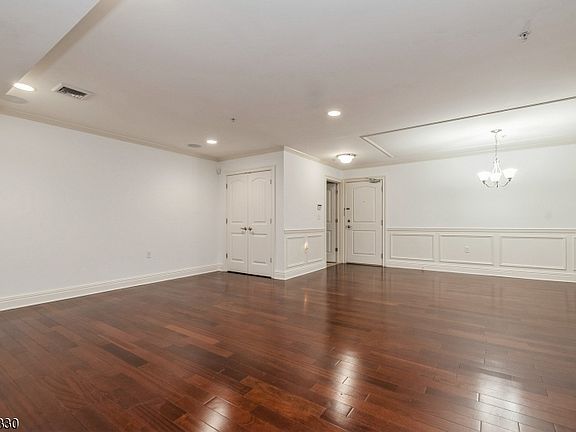 3rd image of 316 South Ave #300