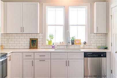 4th image of 509 Rosedale Ave #L