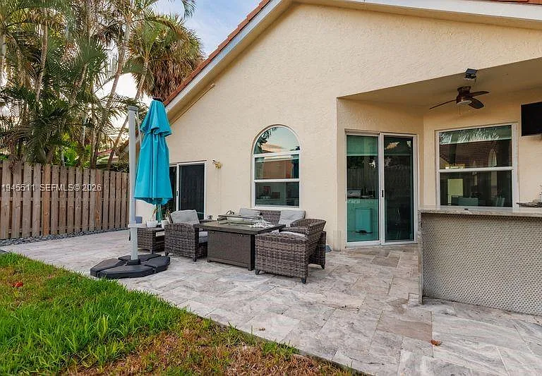 6952 NW 27th Ct — Photo 27