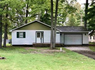 2010 N Markey Rd, Houghton Lake, MI 48629