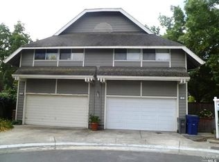 37 Meadowbrook Ct, Cotati, CA 94931