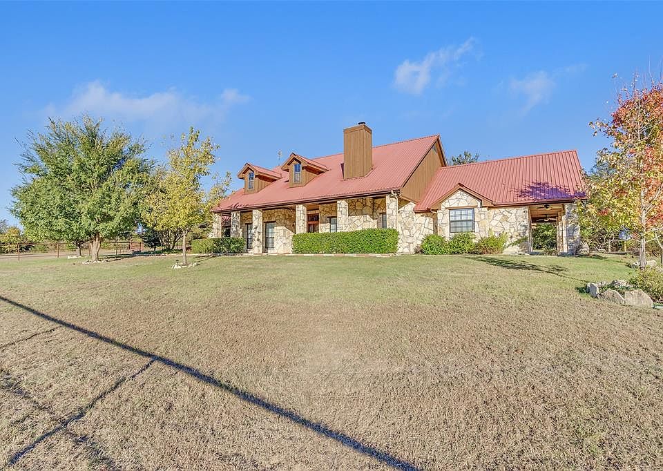 1st image of 7533 Red Bud Ln