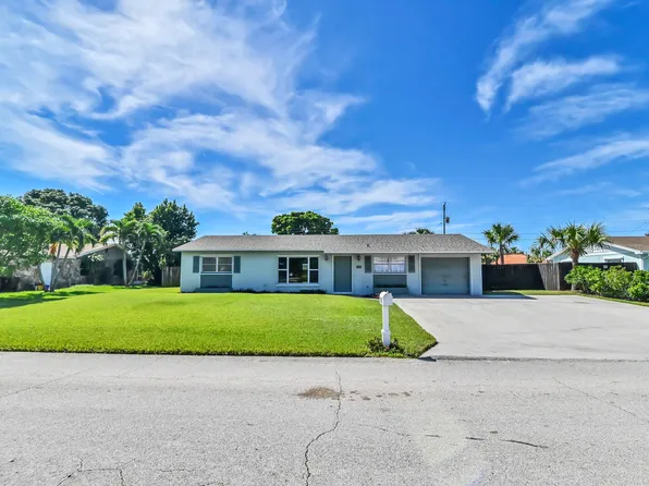 1908 Arabian Road W, Lake Clarke Shores, FL 33406