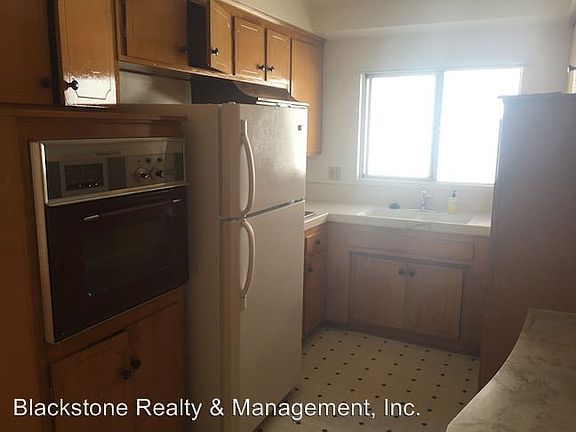 4th image of 1135 N Ogden Dr APT 08