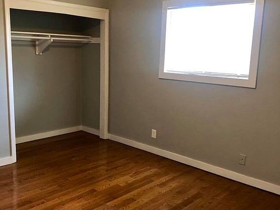 4th image of 4822-4826 Sahler St #48268