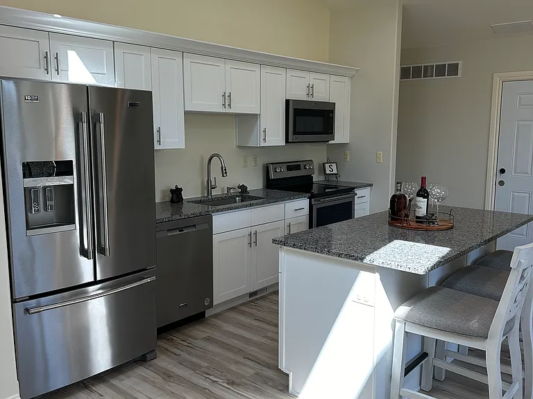 4521 Ravenswood Rd #1 — Photo 20