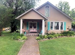 353 W Park St, Guthrie, KY 42234