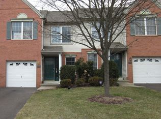 1228 Heritage Cir, Feasterville, PA