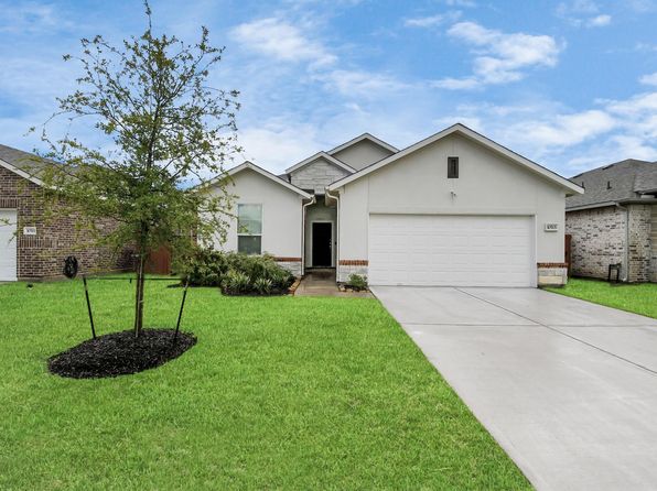 10515 Moon Valley Ln