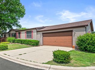 116 Cardinal Ln, Sandwich, IL 60548