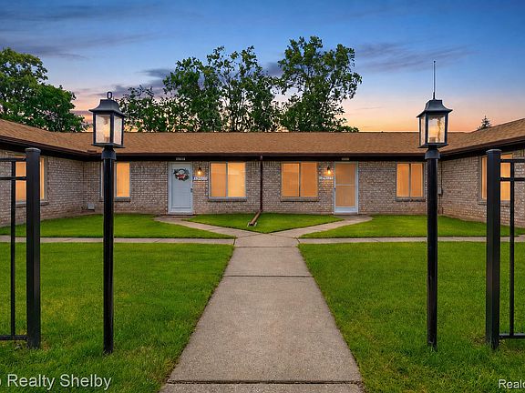 2nd image of 29417 Park Place Dr