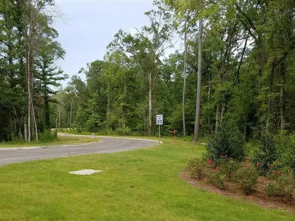 10 Chelsea Rd, Columbiana, AL 35051