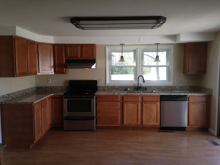 5901 McPicken Dr — Photo 9