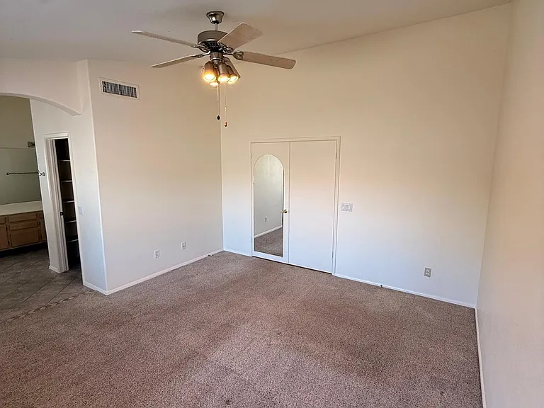 4556 E Charleston Ave — Photo 18