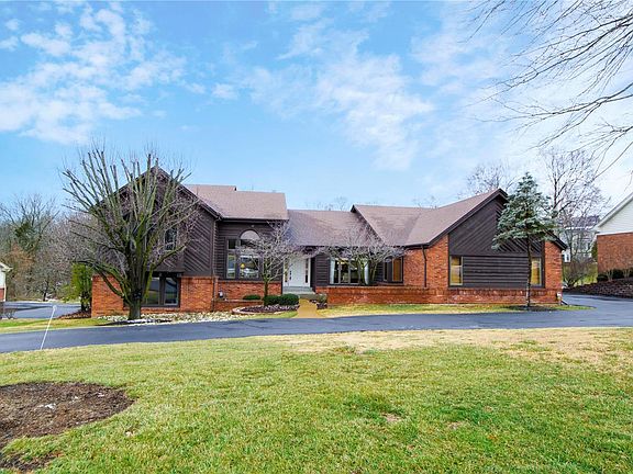 2nd image of 21 Maclane Ct