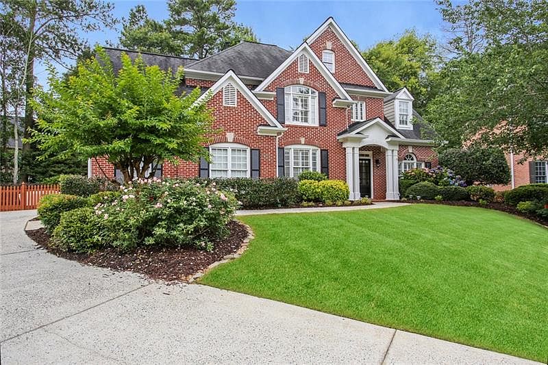 1st image of 3040 Darien Park Dr