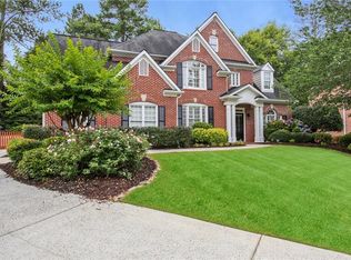 3040 Darien Park Dr, Roswell, GA 30076
