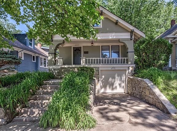 2nd image of 4623 Fairmount St