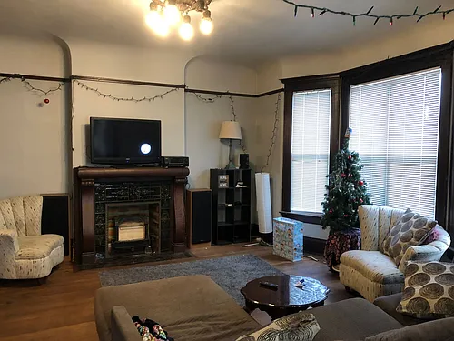 2863 N Downer Ave Photo 1
