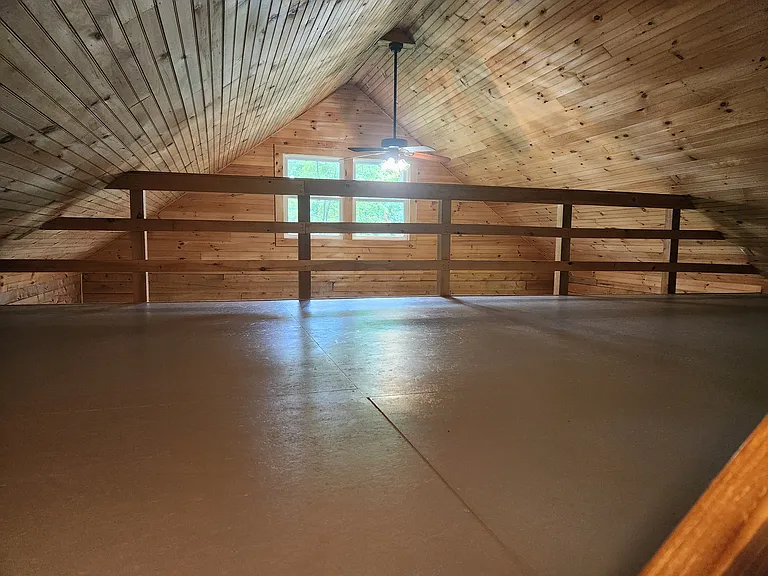 1426 Vertical Mile Rd — Photo 9