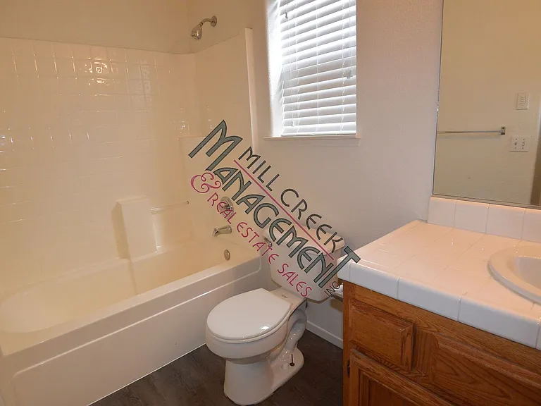 5404 W Dorothea Ave — Photo 8