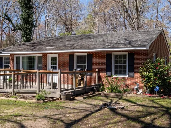 104 Schenck Dr, Williamsburg, VA 23188